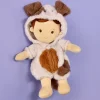Muñeca bebé con disfraz