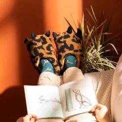 Pantuflas con forma de garra para niños